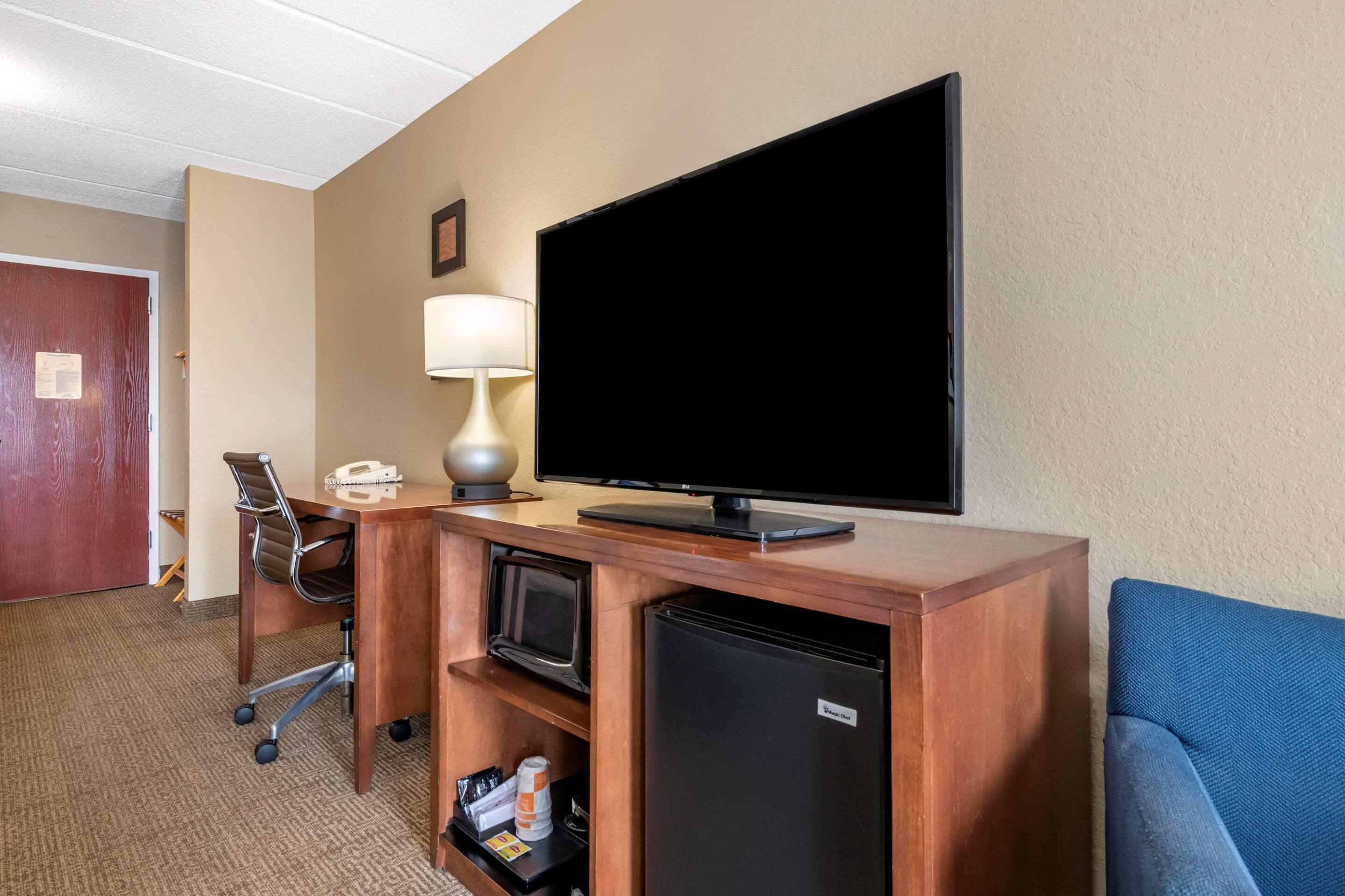 Comfort Inn & Suites Orlando North Санфорд Екстериор снимка