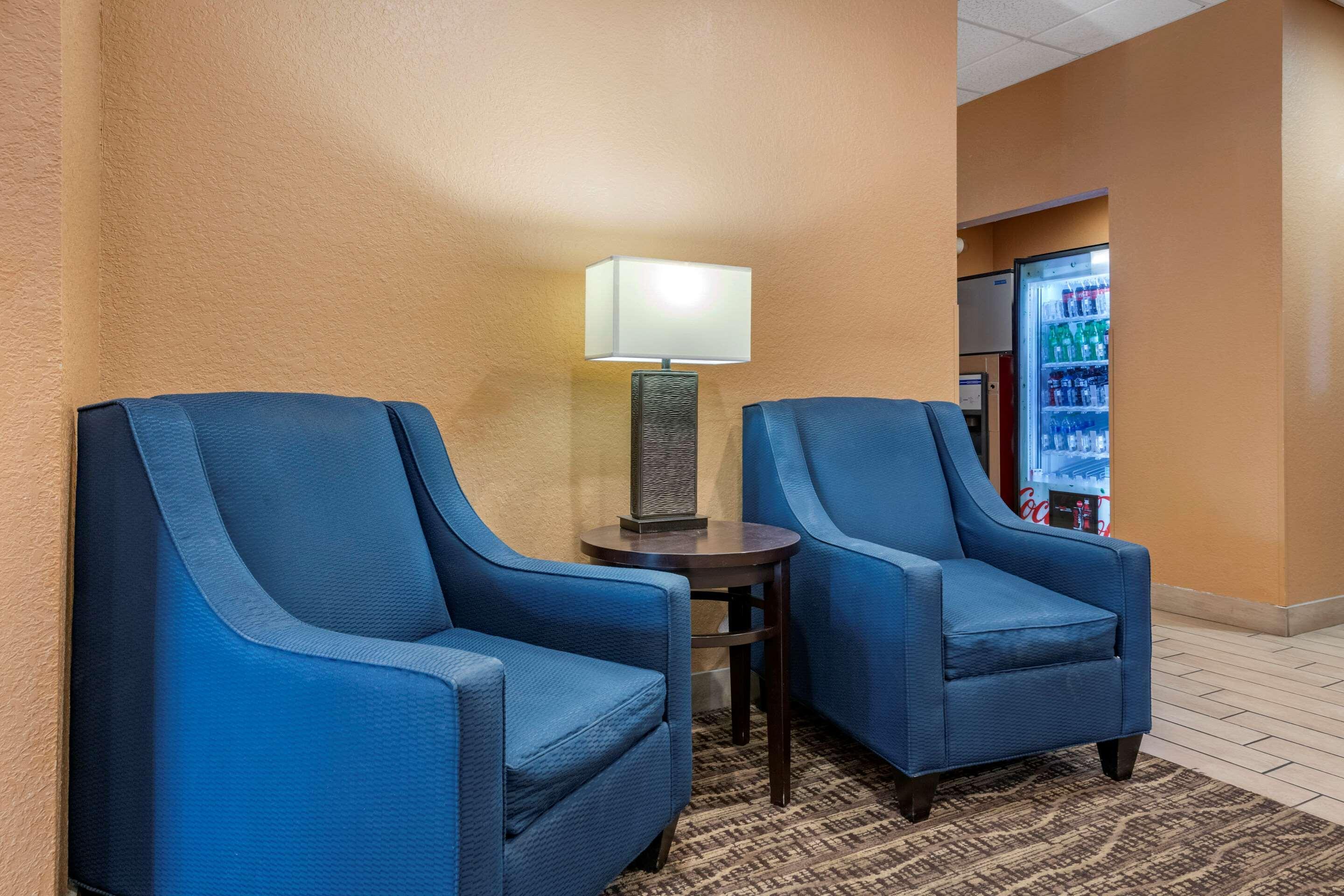 Comfort Inn & Suites Orlando North Санфорд Екстериор снимка