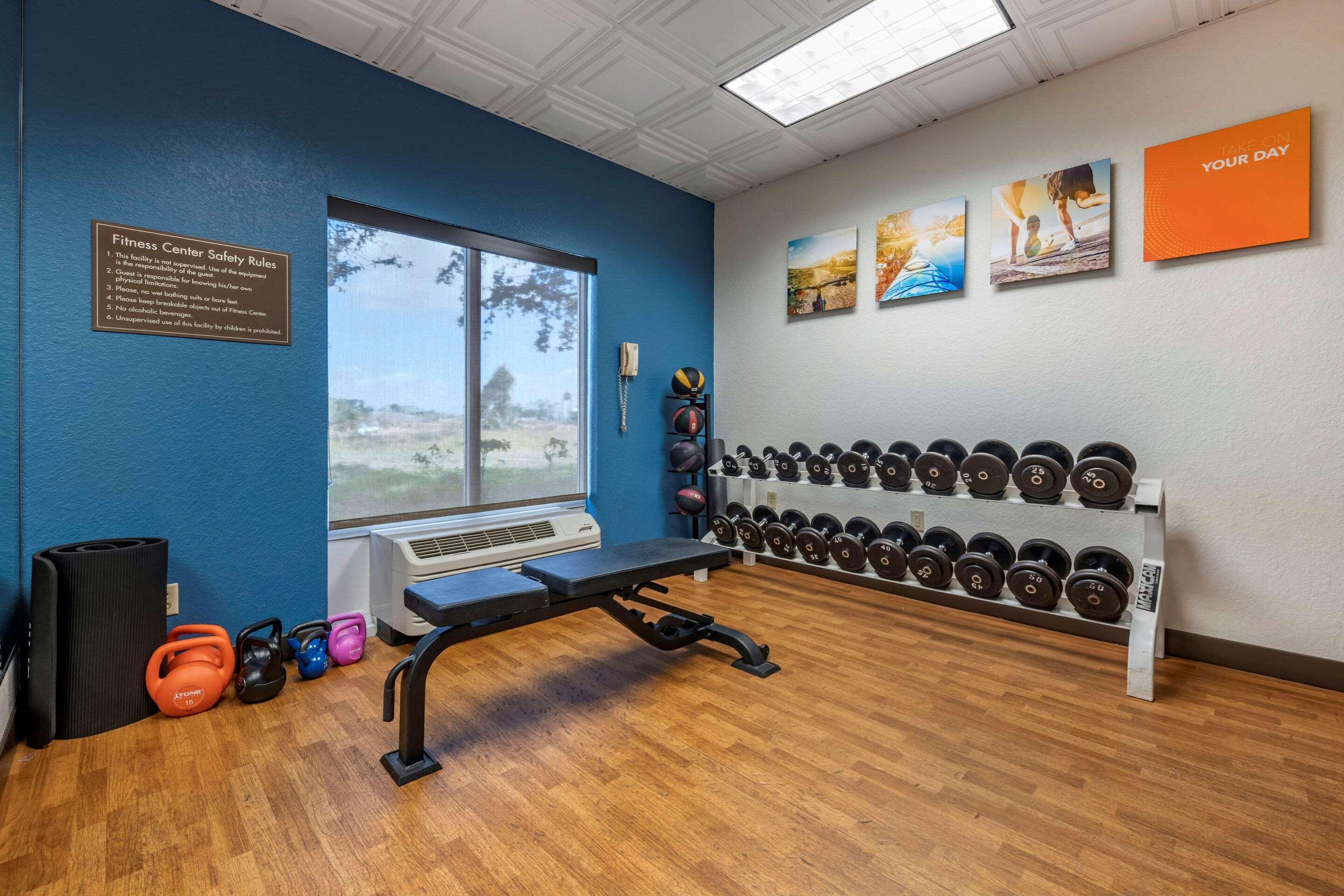 Comfort Inn & Suites Orlando North Санфорд Екстериор снимка