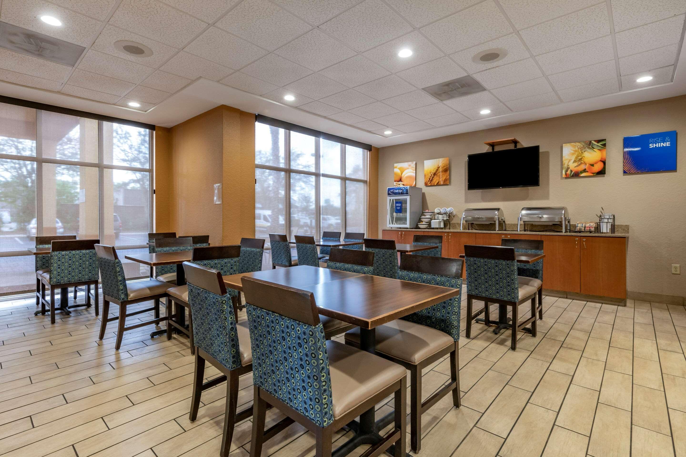 Comfort Inn & Suites Orlando North Санфорд Екстериор снимка