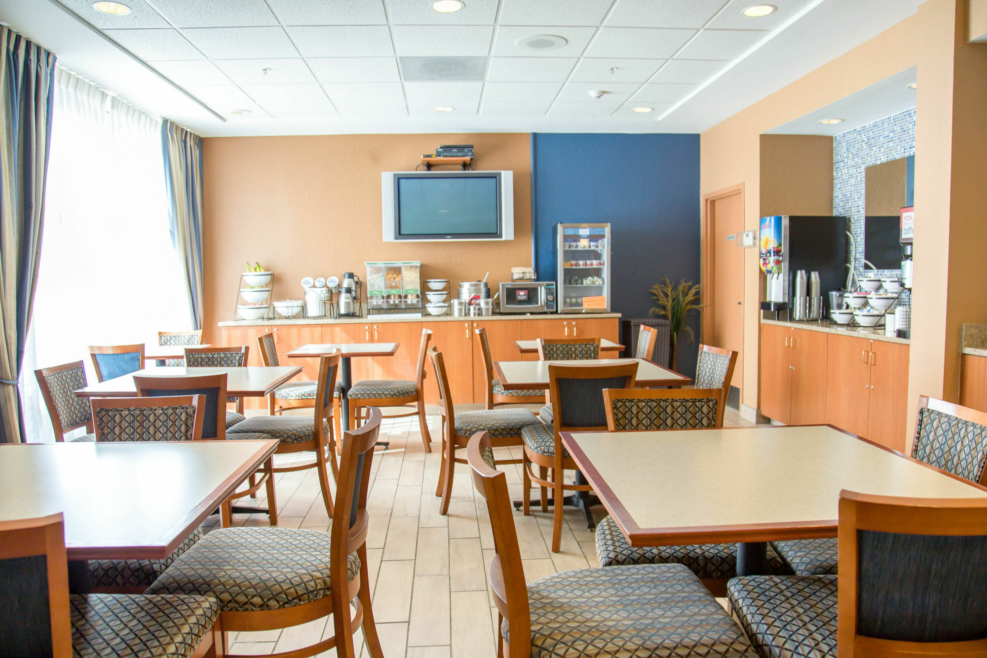 Comfort Inn & Suites Orlando North Санфорд Екстериор снимка